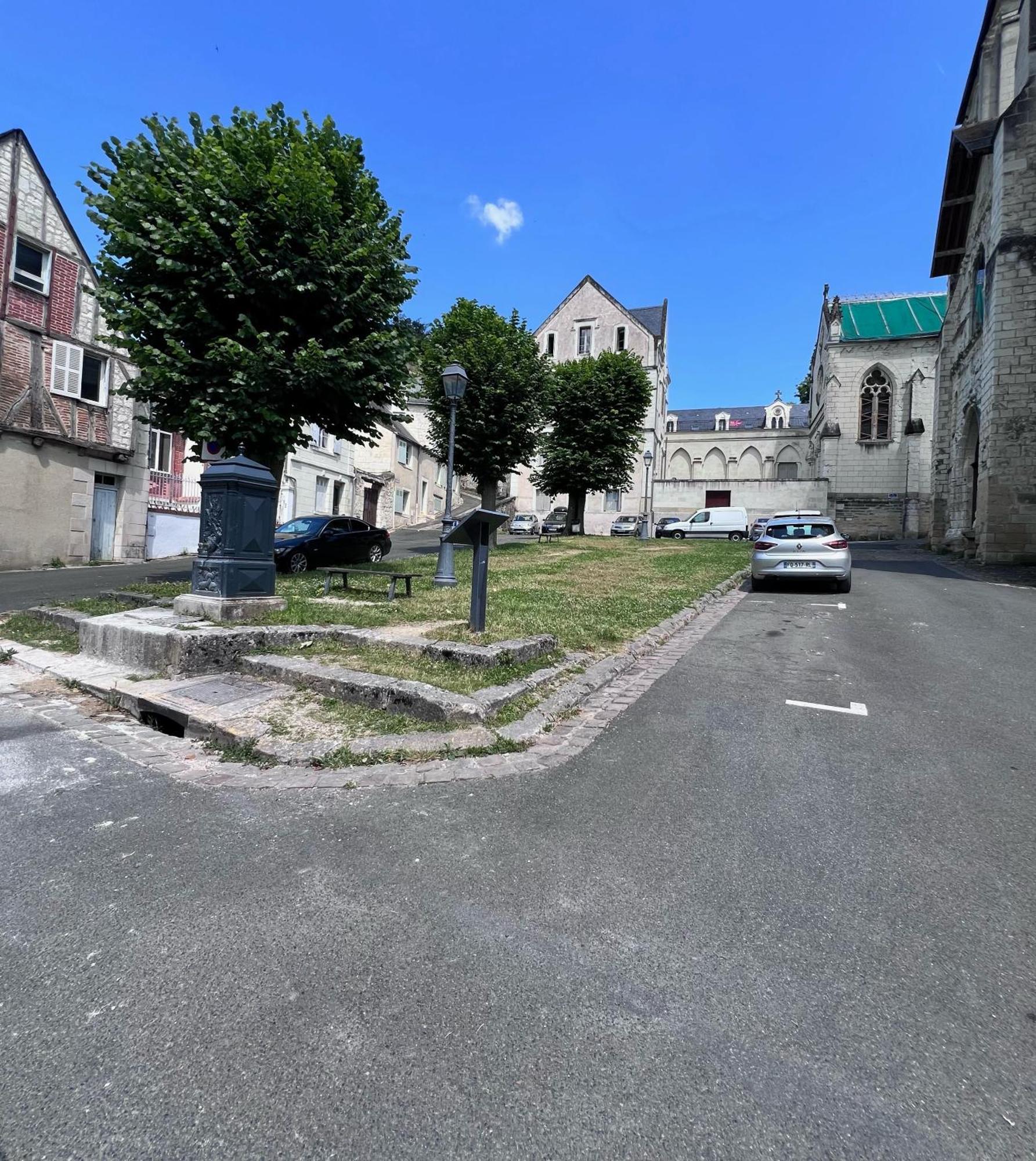Le Rabelais, Superbe Appartement En Duplex, Proche Forteresse Et Monument Historique Chinon Zewnętrze zdjęcie